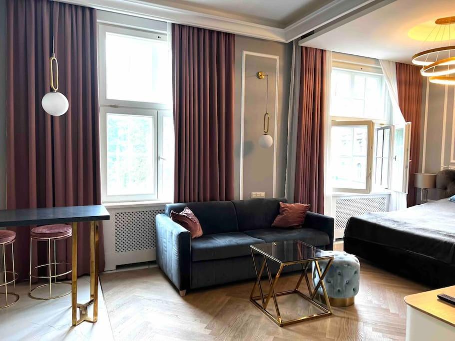 Studio Apartment In The Center Of Рига Екстер'єр фото